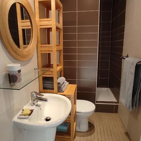 La Montcuquoise Apartment *