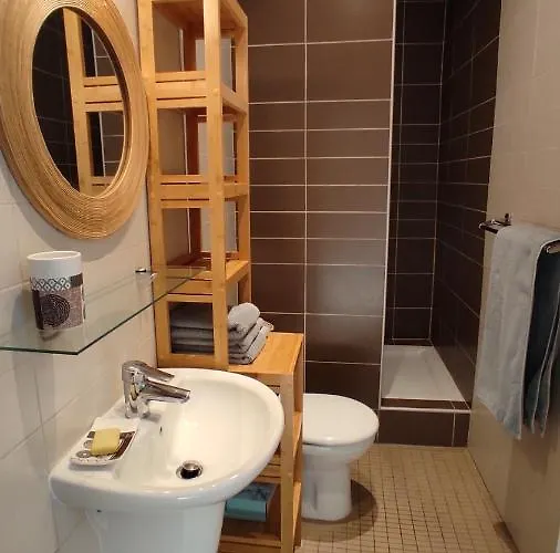 La Montcuquoise Апартаменты *