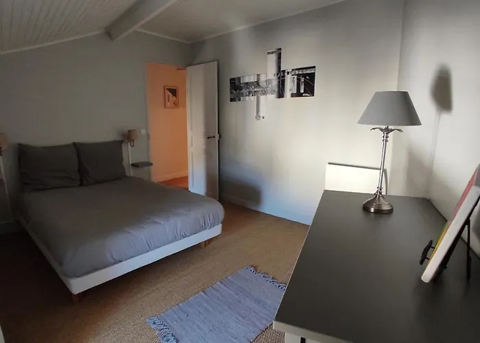 Апартаменты La Montcuquoise Montcuq